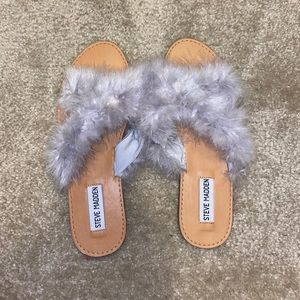 Steve Madden grey faux feather sandals